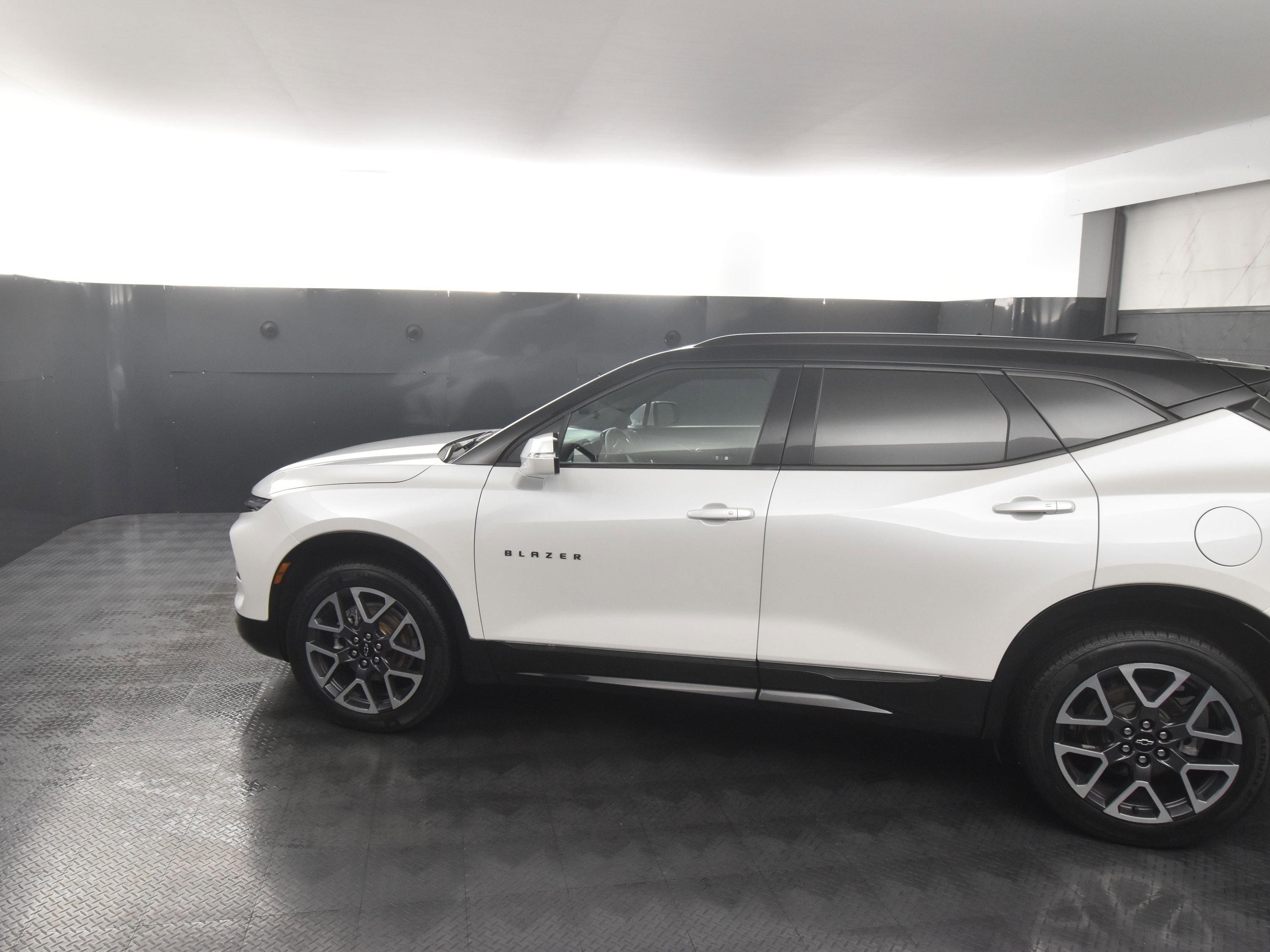 Used 2023 Chevrolet Blazer RS image 7