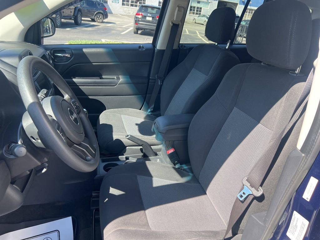 Used 2016 Jeep Compass Sport w/ Power Value Group image 9