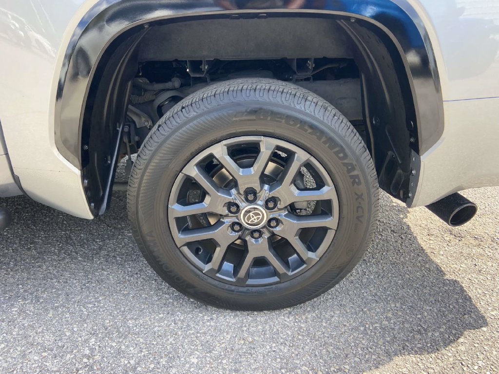 Used 2024 Toyota Tundra Platinum RWD image 9