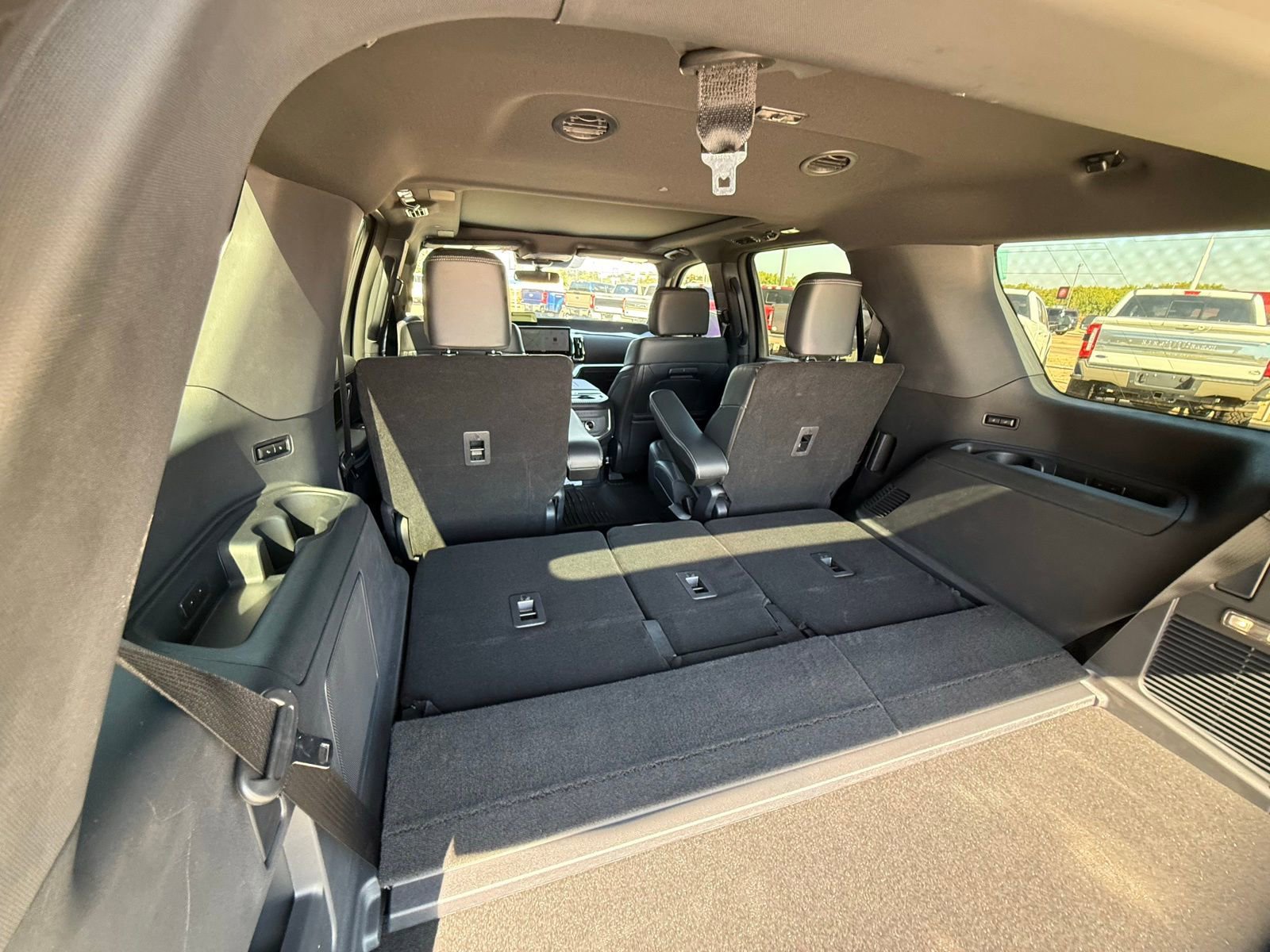 New 2025 Ford Expedition Platinum w/ Stealth Performance Package image 46