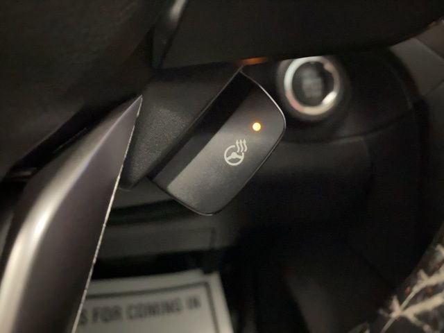 Used 2022 Subaru Ascent Limited w/ Technology Package image 17