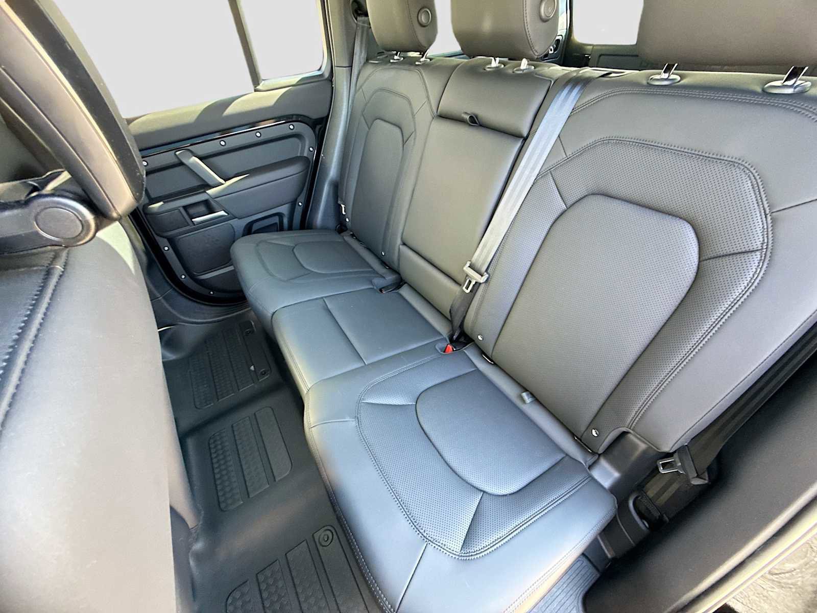 Certified 2025 Land Rover Defender 110 S image 16