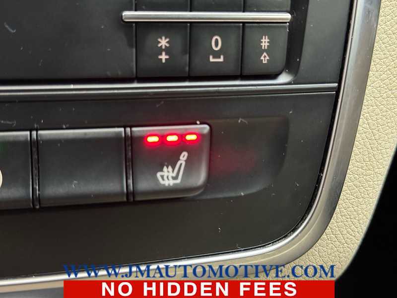 Used 2015 Mercedes-Benz CLA 250 image 33