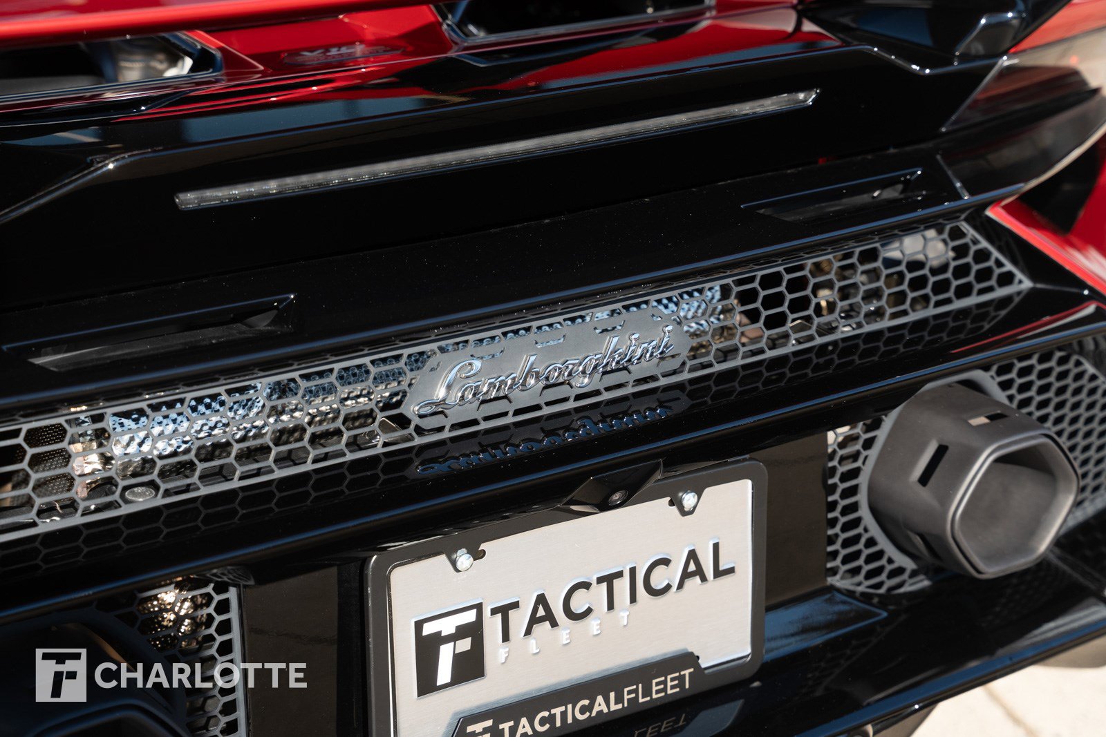 Used 2023 Lamborghini Huracan Tecnica image 17