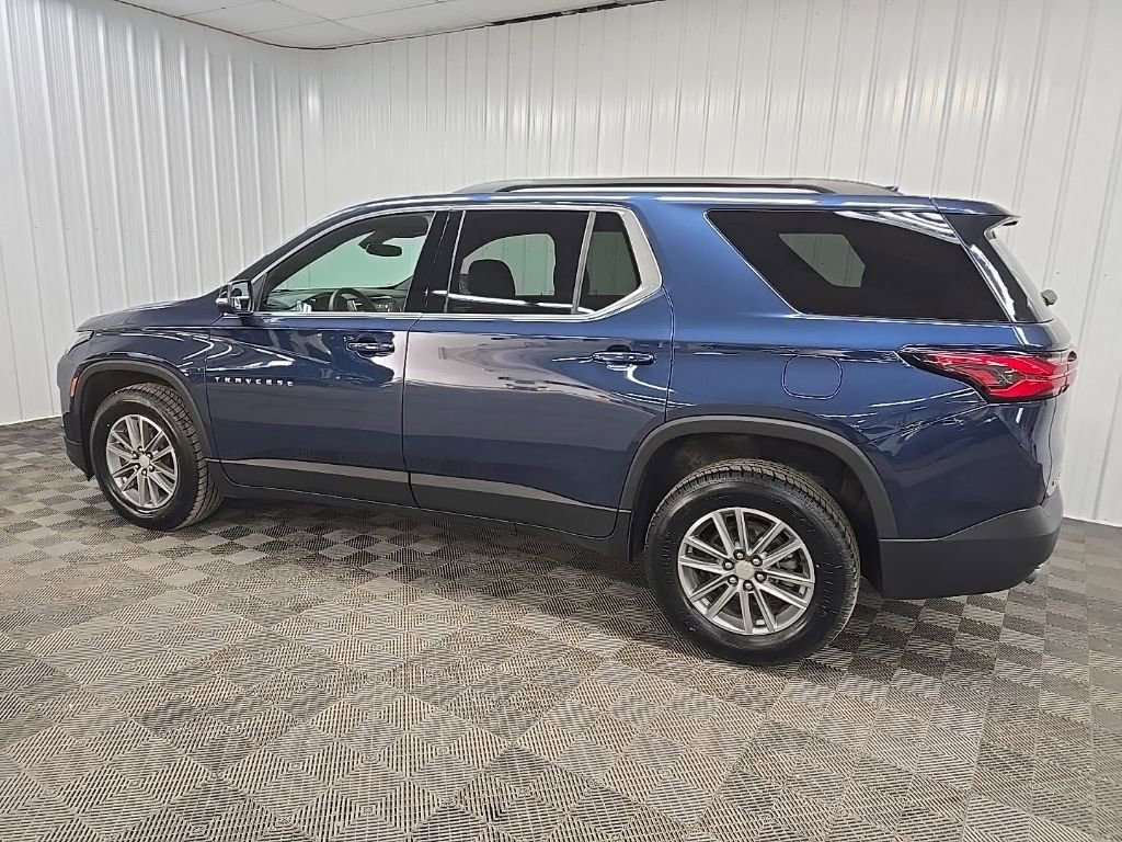 Used 2023 Chevrolet Traverse LT image 4