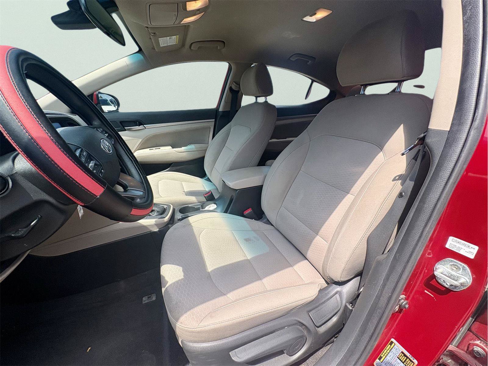 Used 2020 Hyundai Elantra SEL FWD image 10