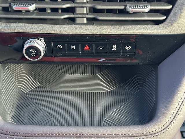 New 2026 Ford Explorer Platinum image 14