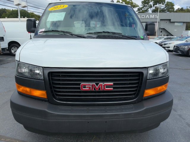 Used 2023 GMC Savana 2500 w/ Driver Convenience Package image 3