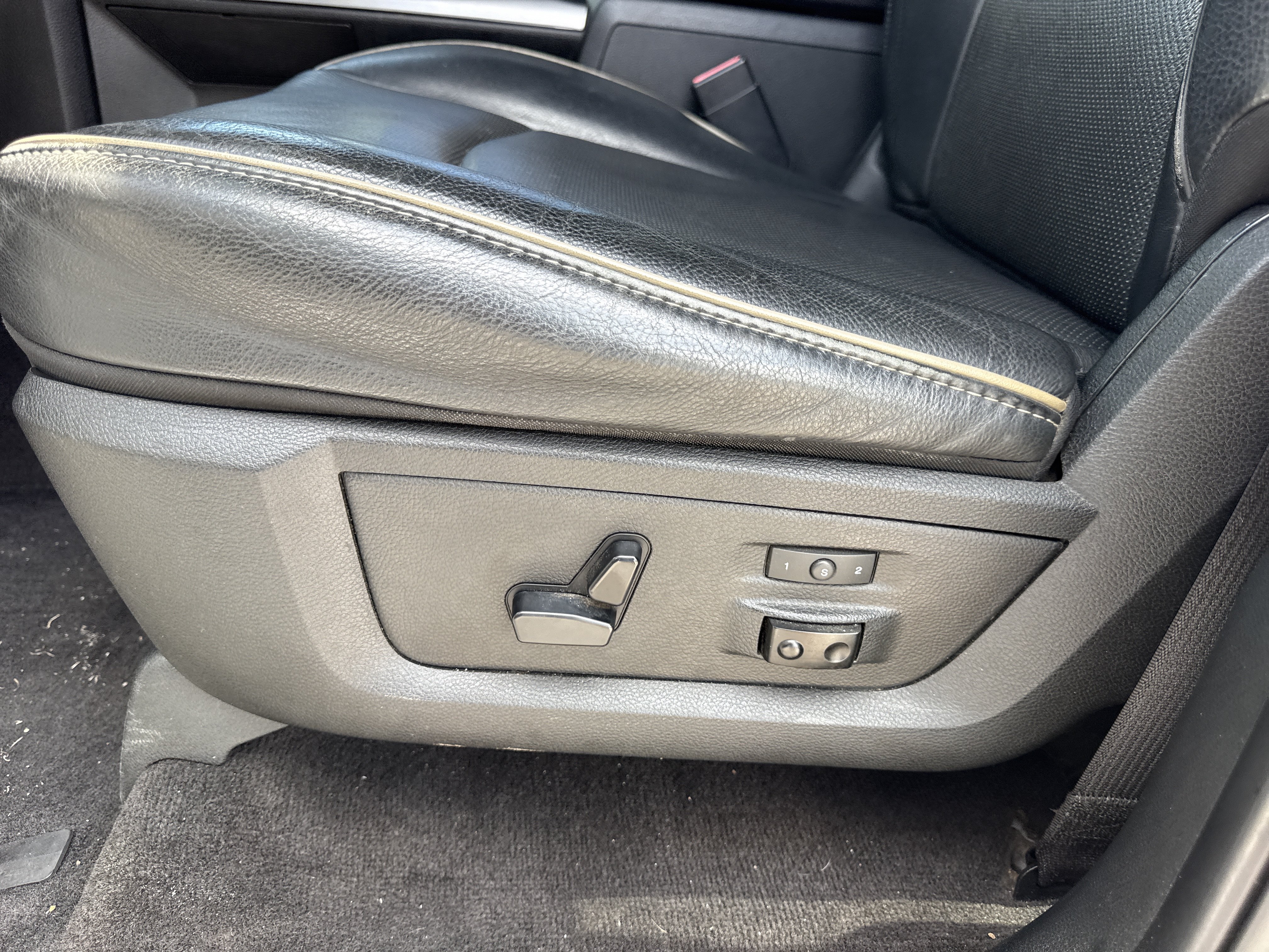 Used 2018 RAM 1500 Limited AWD/4WD image 34