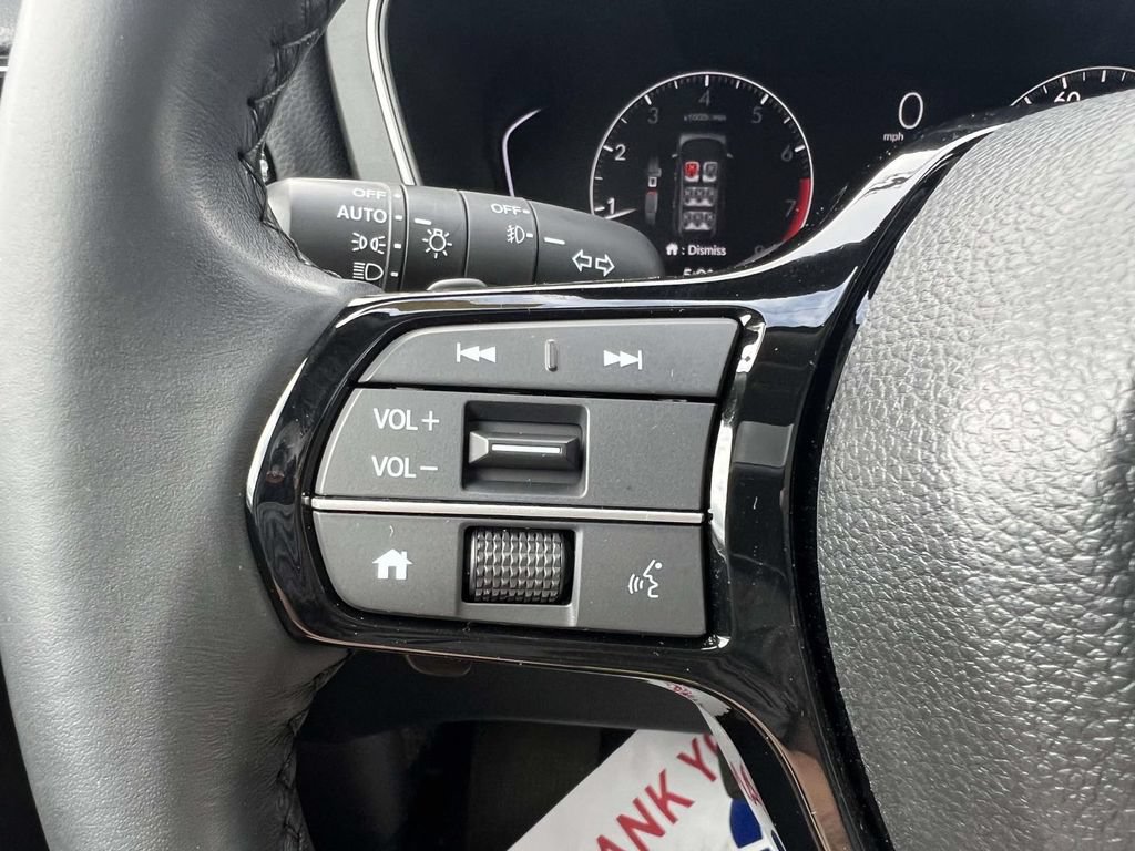Used 2023 Honda Pilot Touring image 23
