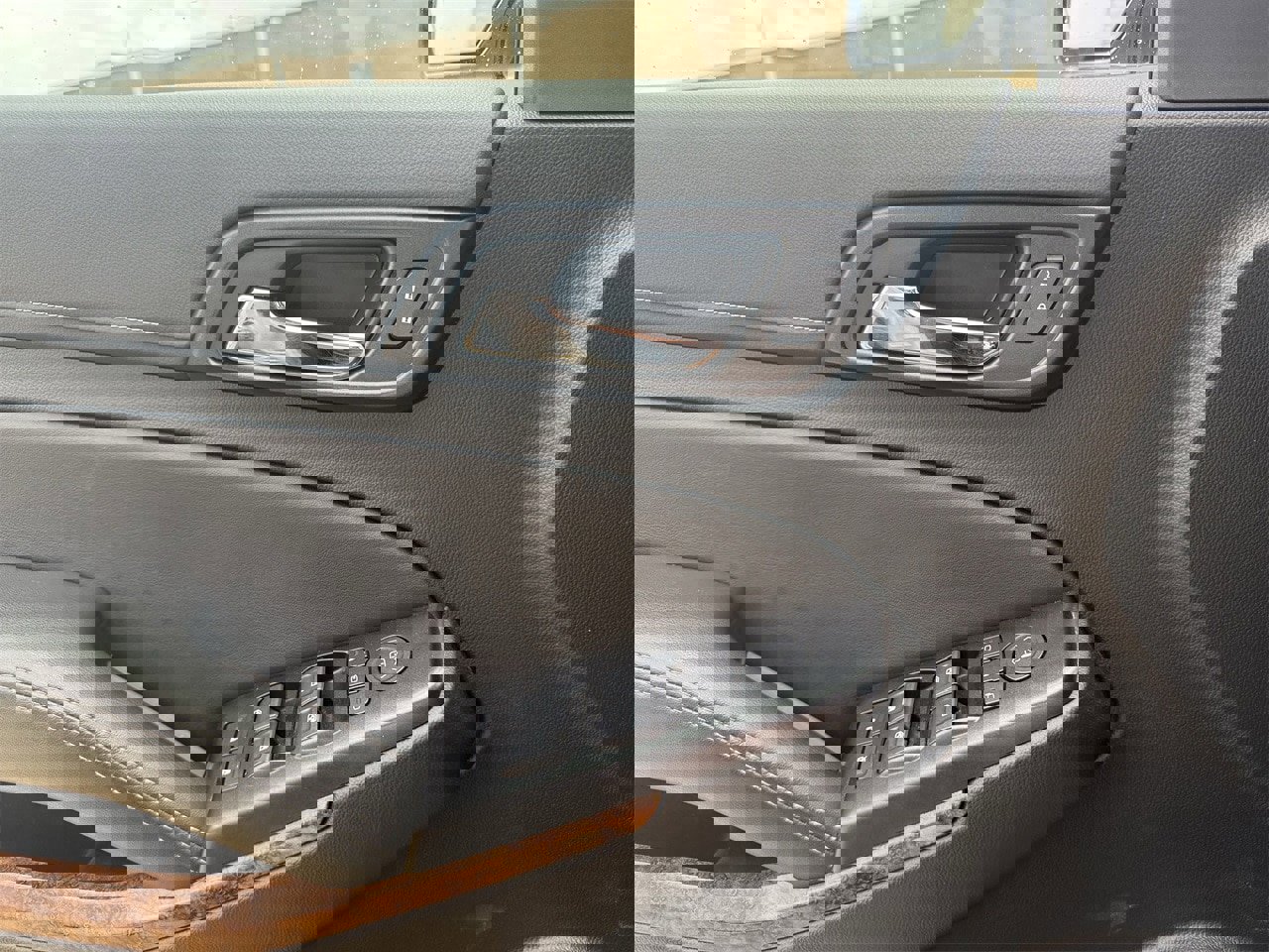 Used 2020 Chevrolet Suburban Premier w/ Premier Plus Edition image 23