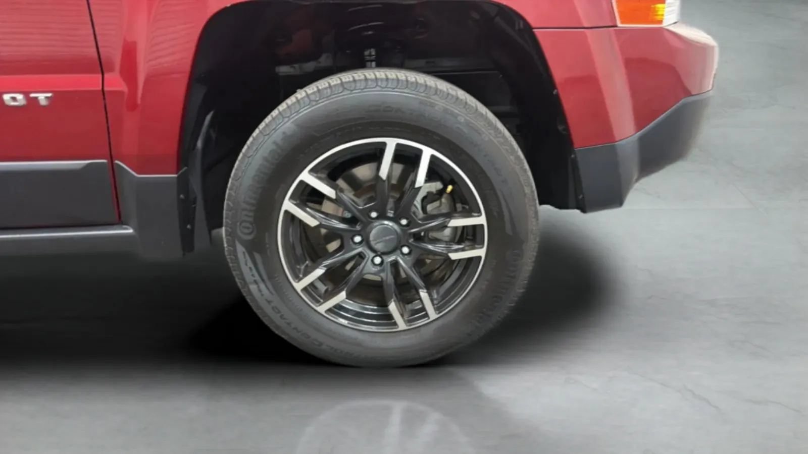 Used 2016 Jeep Patriot Sport FWD image 23