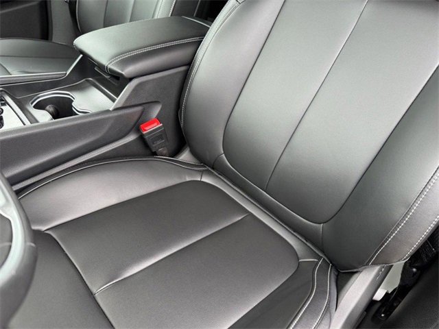 New 2025 Jeep Grand Cherokee L Limited w/ Black Appearance Package image 35