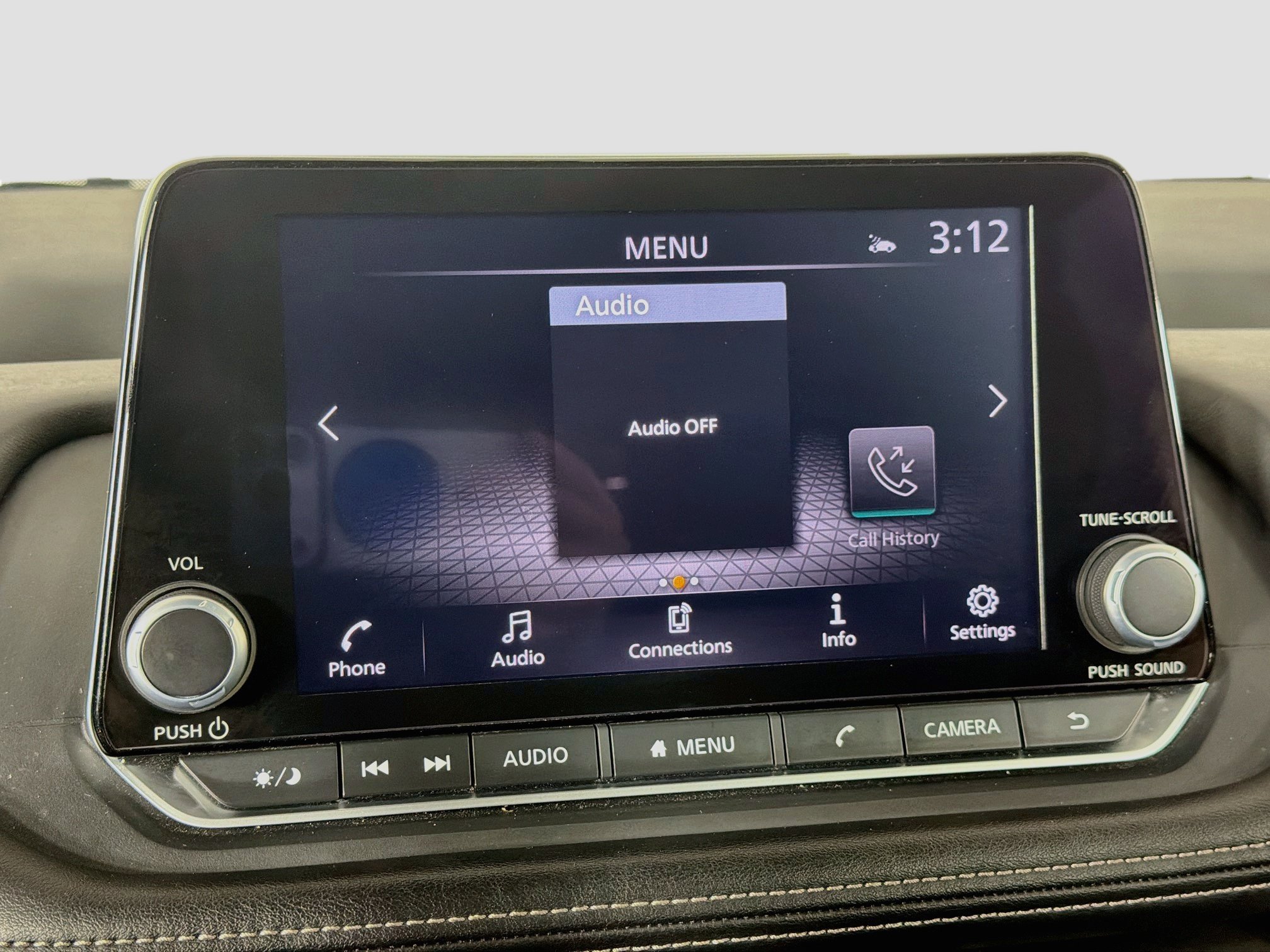 Used 2025 Nissan Rogue SV FWD image 21