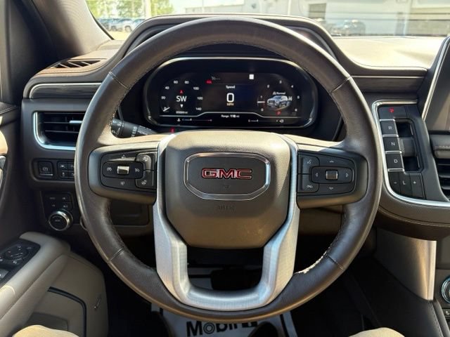 Certified 2022 GMC Yukon SLT w/ SLT Premium Package AWD/4WD image 10