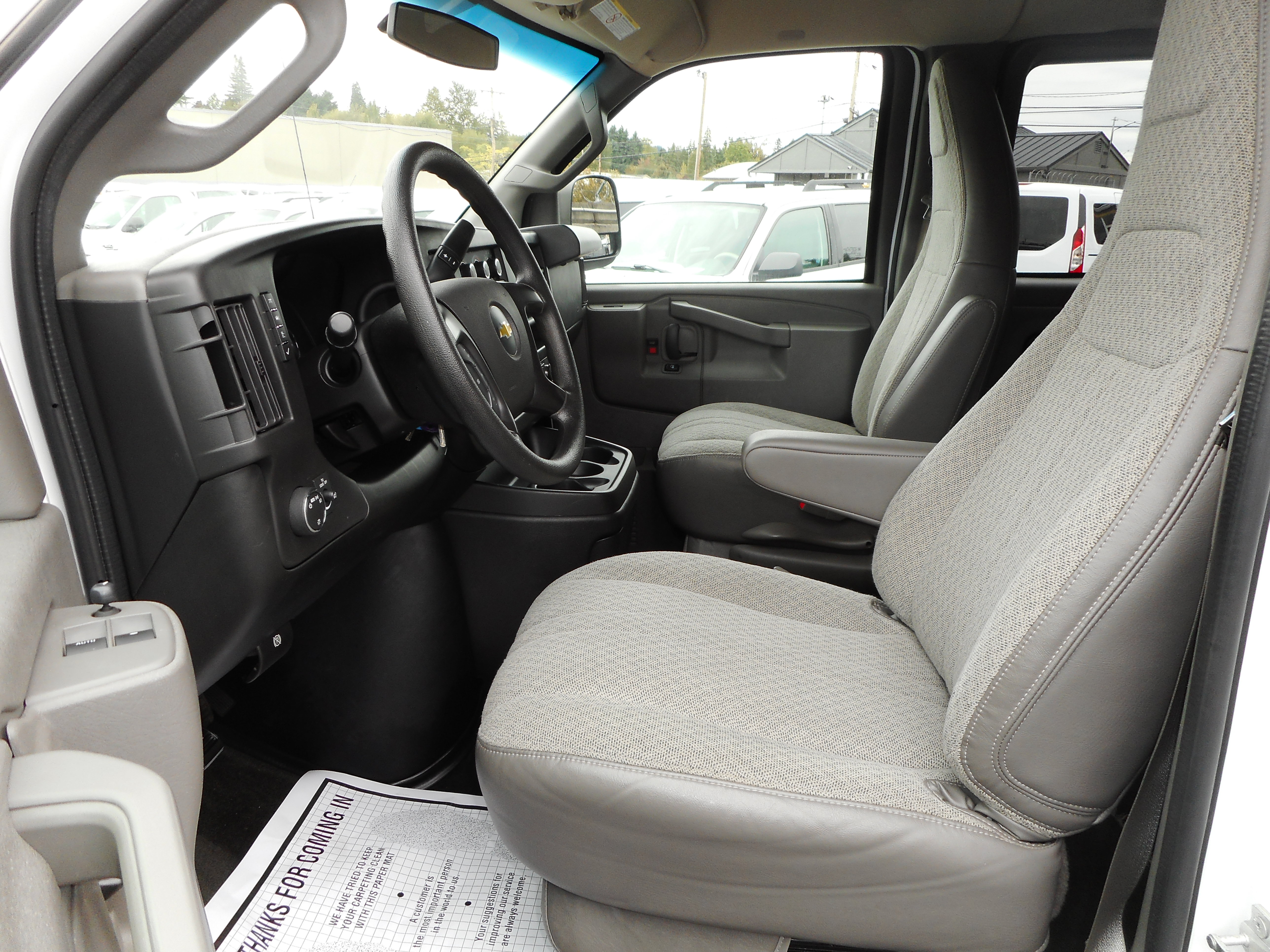 Used 2016 Chevrolet Express 3500 LT w/ LT Preferred Equipment Group RWD image 12