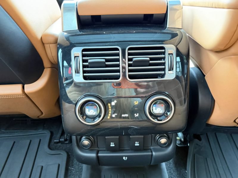 Used 2020 Land Rover Range Rover Autobiography AWD/4WD image 19