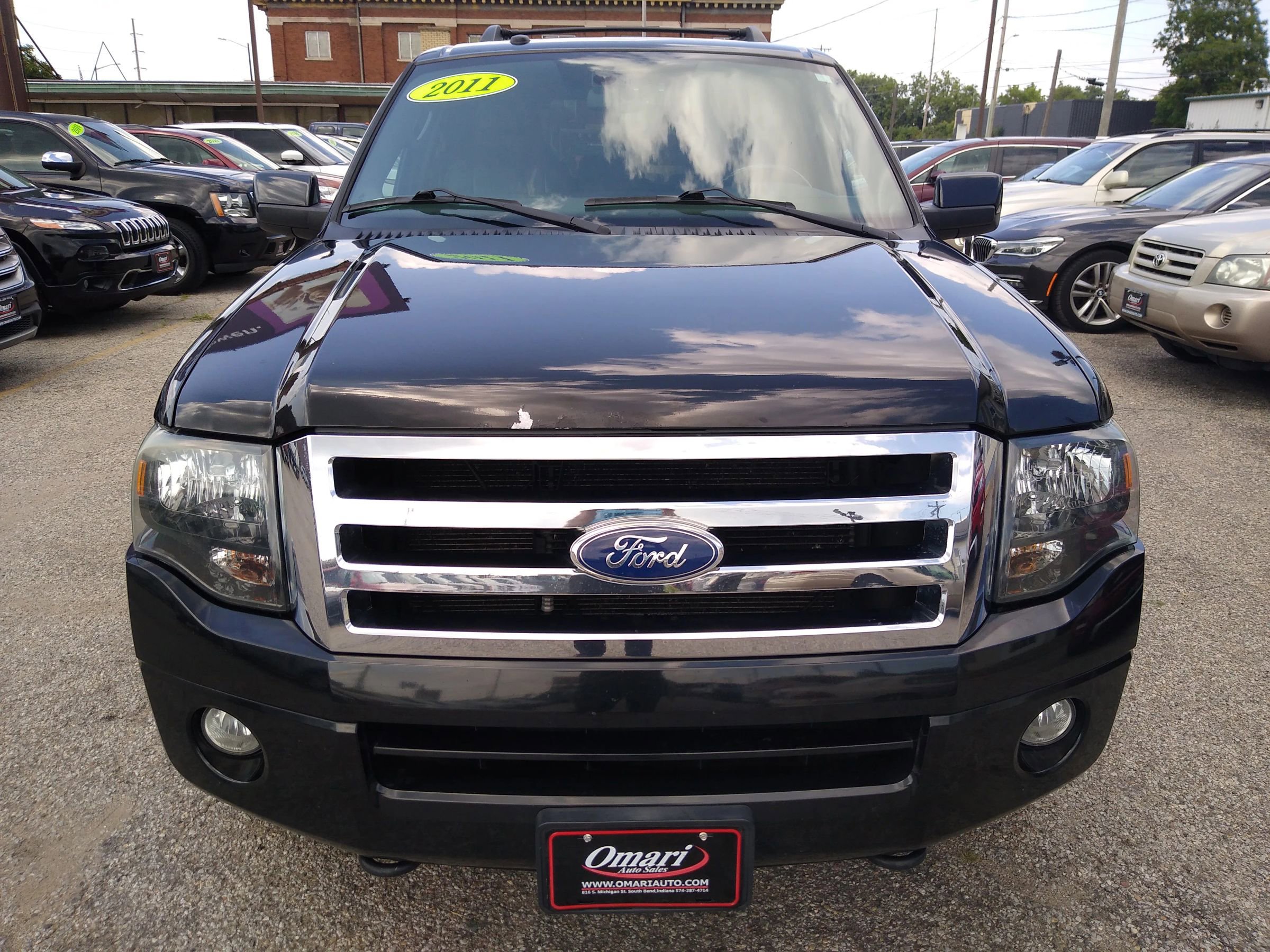 Used 2011 Ford Expedition Limited image 8
