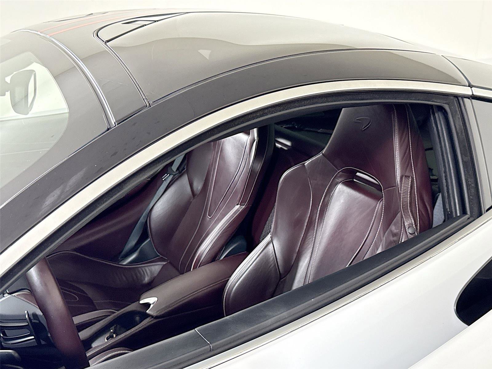 Used 2019 McLaren 720S Performance image 12