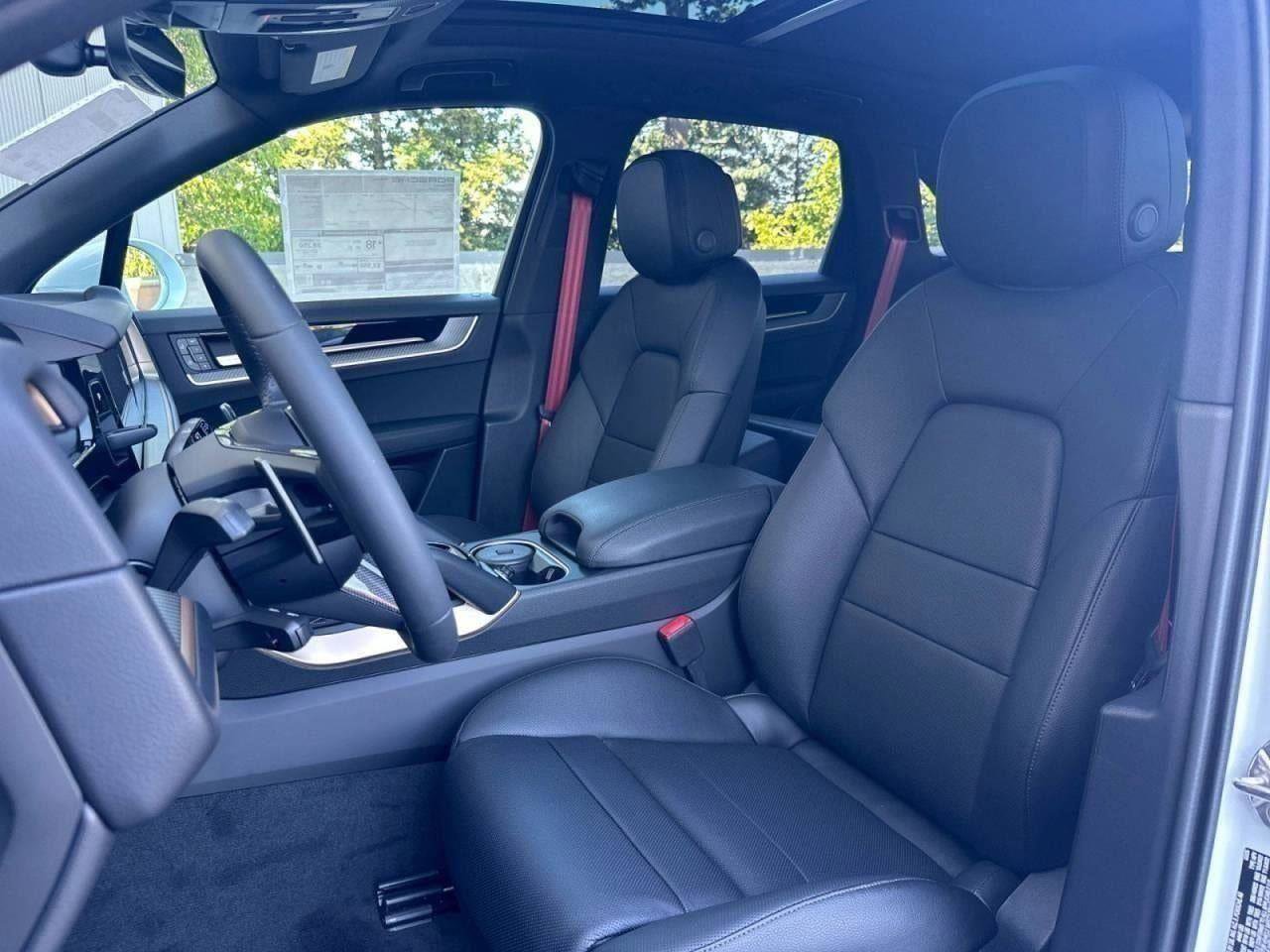 New 2025 Porsche Cayenne S image 83