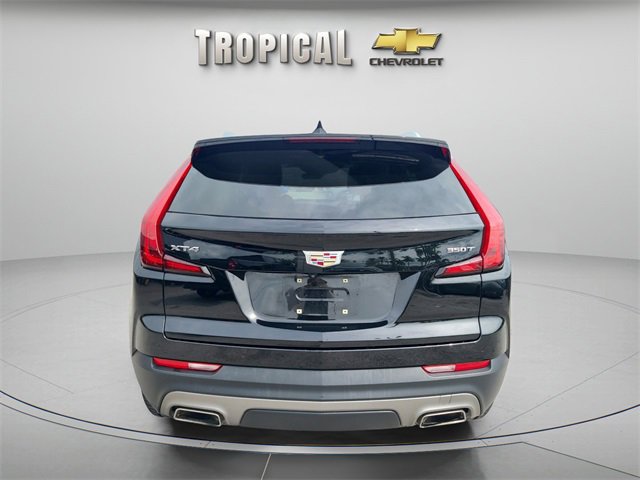 Used 2023 Cadillac XT4 Premium Luxury image 4