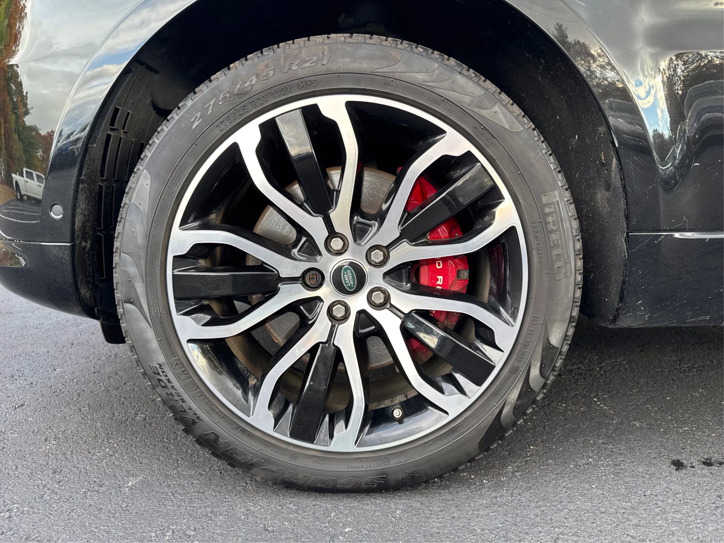 Used 2019 Land Rover Range Rover Sport HSE Dynamic image 15