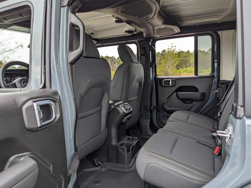 New 2026 Jeep Wrangler Sport S image 33