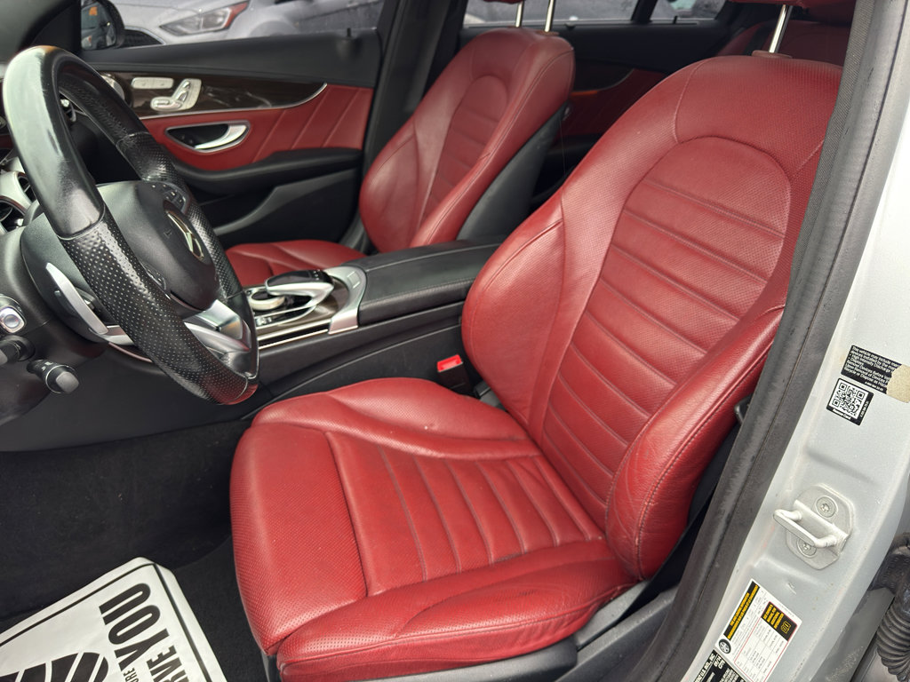 Used 2015 Mercedes-Benz C 300 4MATIC Sedan w/ Multimedia Package image 10