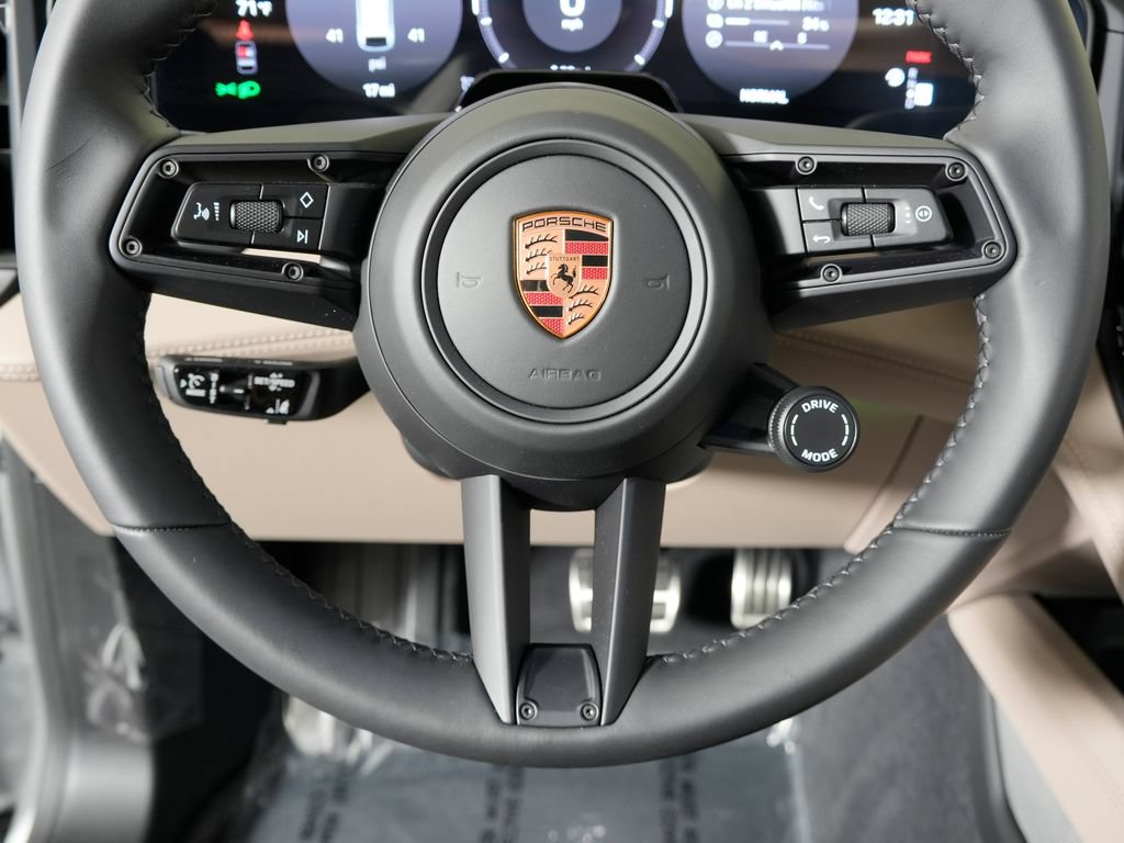 New 2026 Porsche Cayenne Electric AWD/4WD image 26