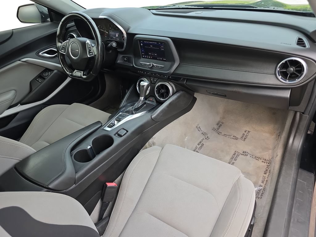 Used 2023 Chevrolet Camaro LT RWD image 13