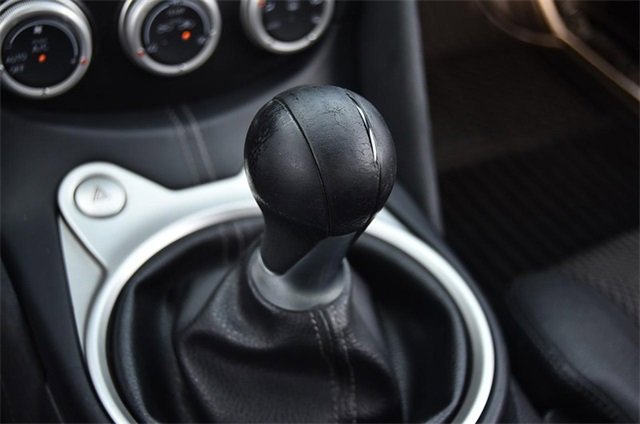 Used 2013 Nissan 370Z Touring w/ Sport Pkg image 18