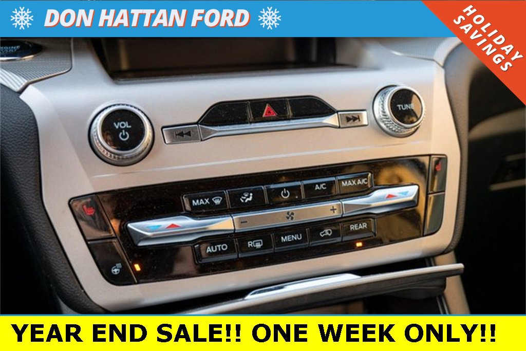 Used 2023 Ford Explorer XLT w/ Equipment Group 202A image 10