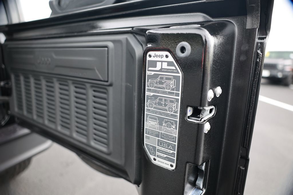 New 2026 Jeep Wrangler Sahara image 36