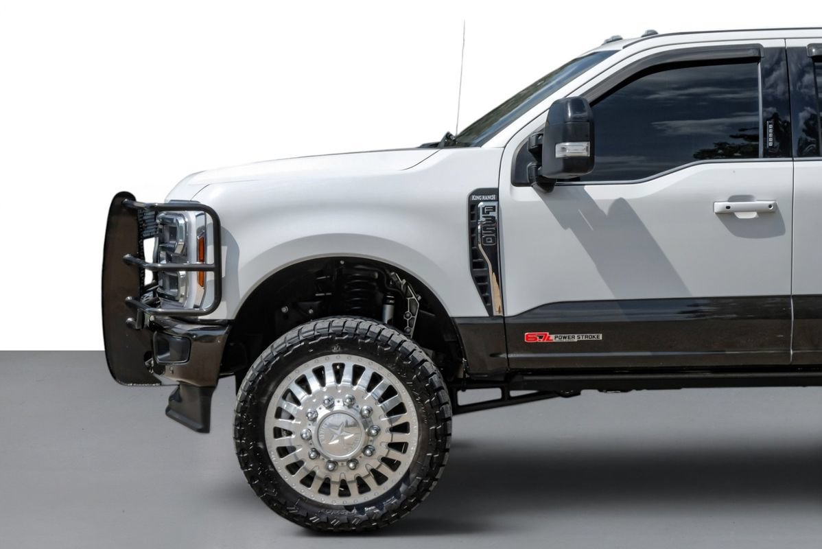 Used 2024 Ford F350 King Ranch w/ FX4 Off-Road Package AWD/4WD image 10
