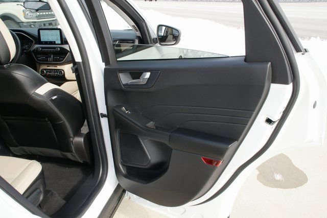 Used 2022 Ford Escape SEL image 32