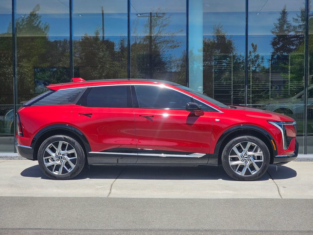 New 2026 Cadillac Optiq Luxury 1 RWD image 6