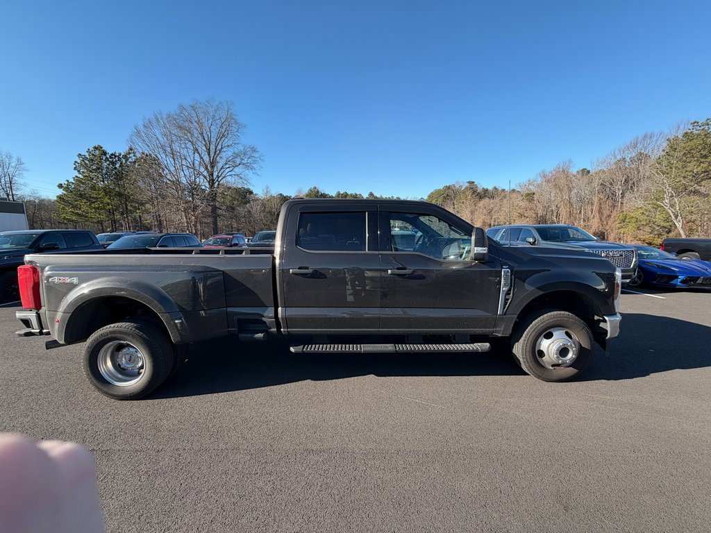 Used 2024 Ford F350 XLT image 4