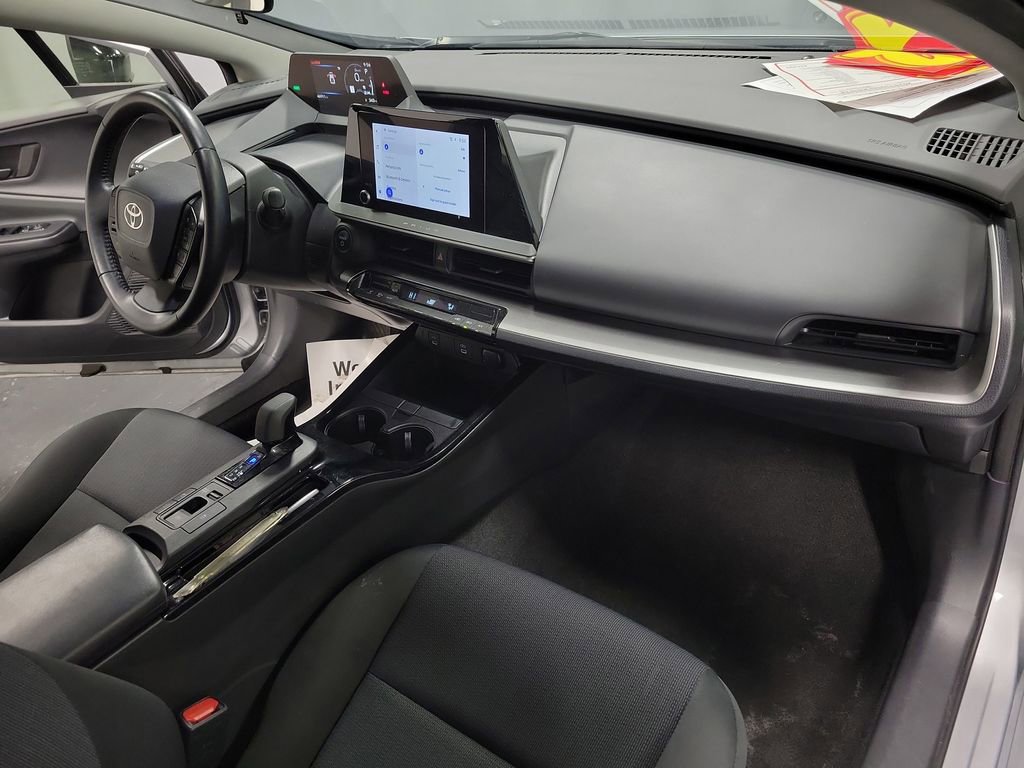 Used 2024 Toyota Prius LE image 23