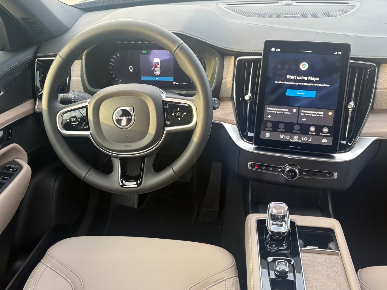 New 2026 Volvo XC90 B6 Plus w/ Protection Package Premier AWD/4WD image 11