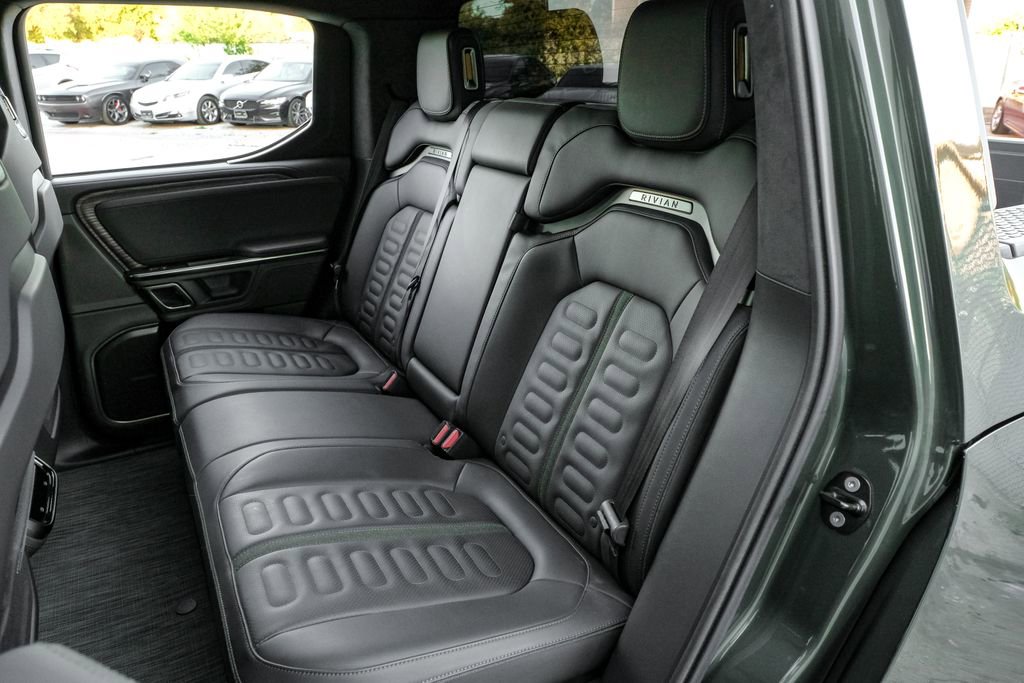 Used 2022 Rivian R1T Adventure image 38