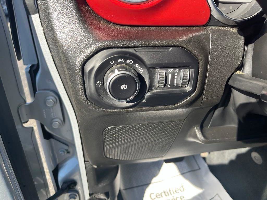 Used 2022 Jeep Wrangler Unlimited Rubicon w/ Steel Bumper Group image 12