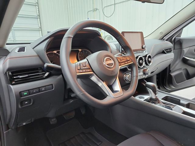 Used 2025 Nissan Sentra SR w/ Midnight Edition image 18