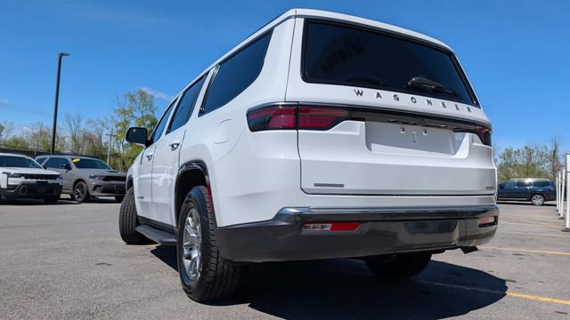 Used 2022 Jeep Wagoneer Series I AWD/4WD image 7