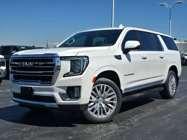 Used 2023 GMC Yukon XL SLT w/ SLT Premium Package AWD/4WD image 1