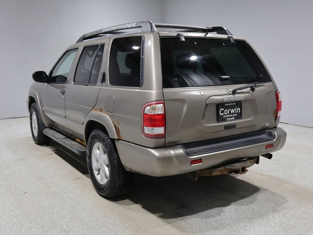 Used 2002 Nissan Pathfinder SE AWD/4WD image 6