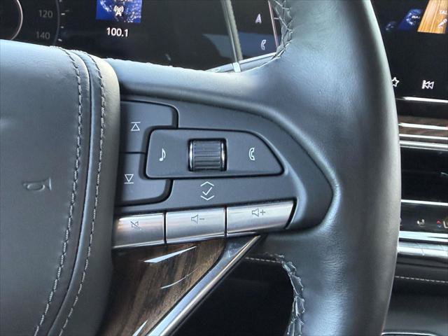 Used 2024 Cadillac Escalade ESV Premium Luxury Platinum AWD/4WD image 26