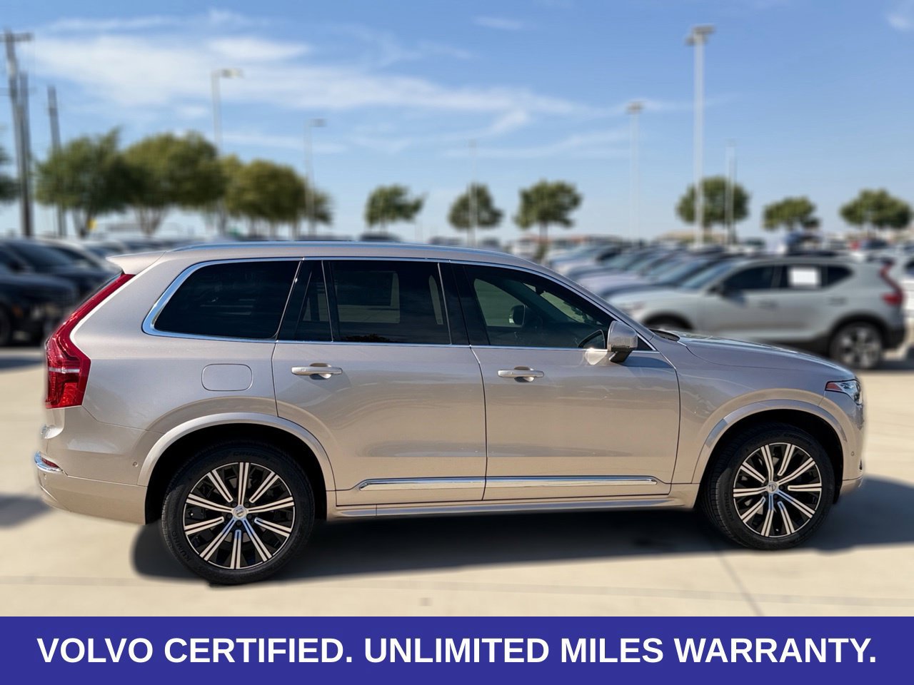 Certified 2023 Volvo XC90 B6 Plus w/ Protection Package Premier AWD/4WD image 11