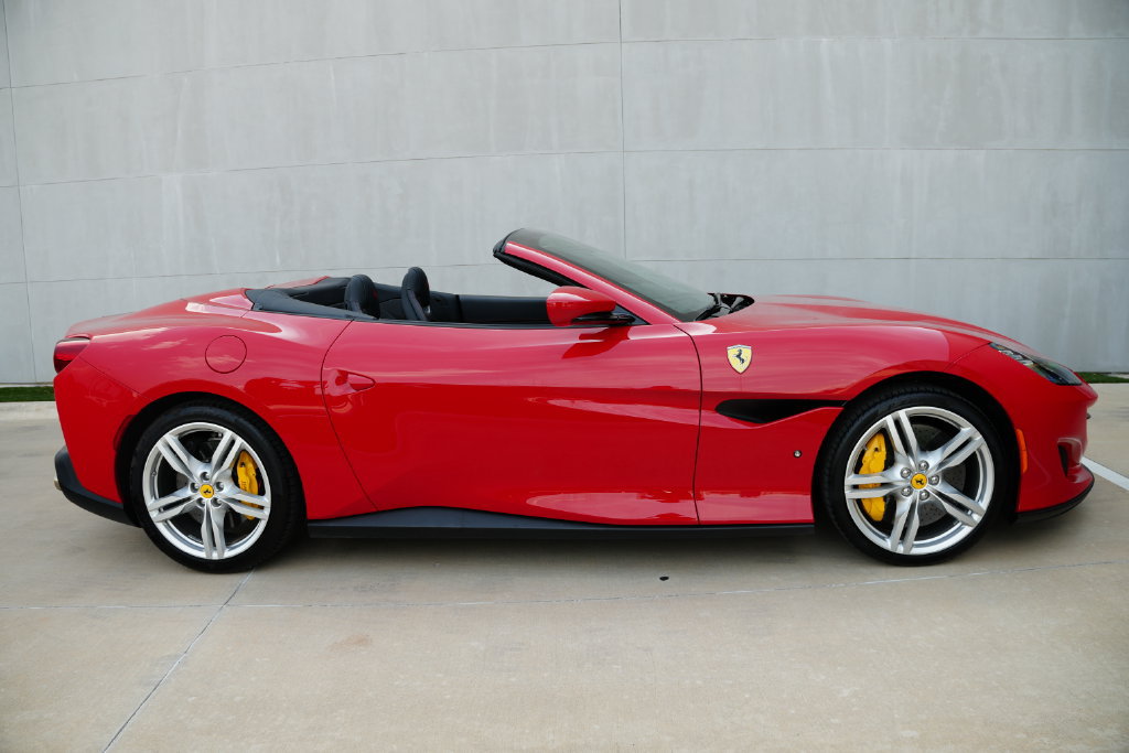 Used 2019 Ferrari Portofino RWD image 54