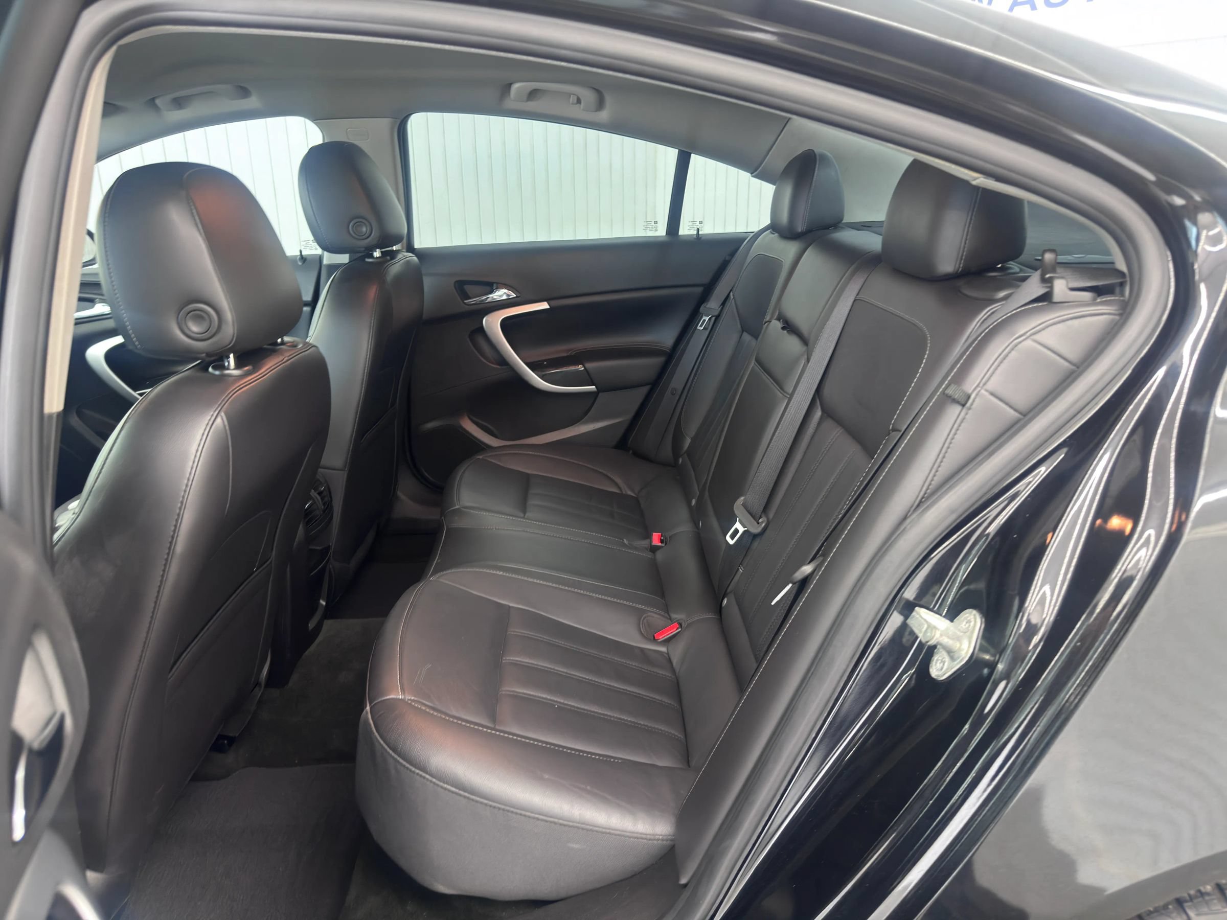 Used 2017 Buick Regal Sport Touring FWD image 12