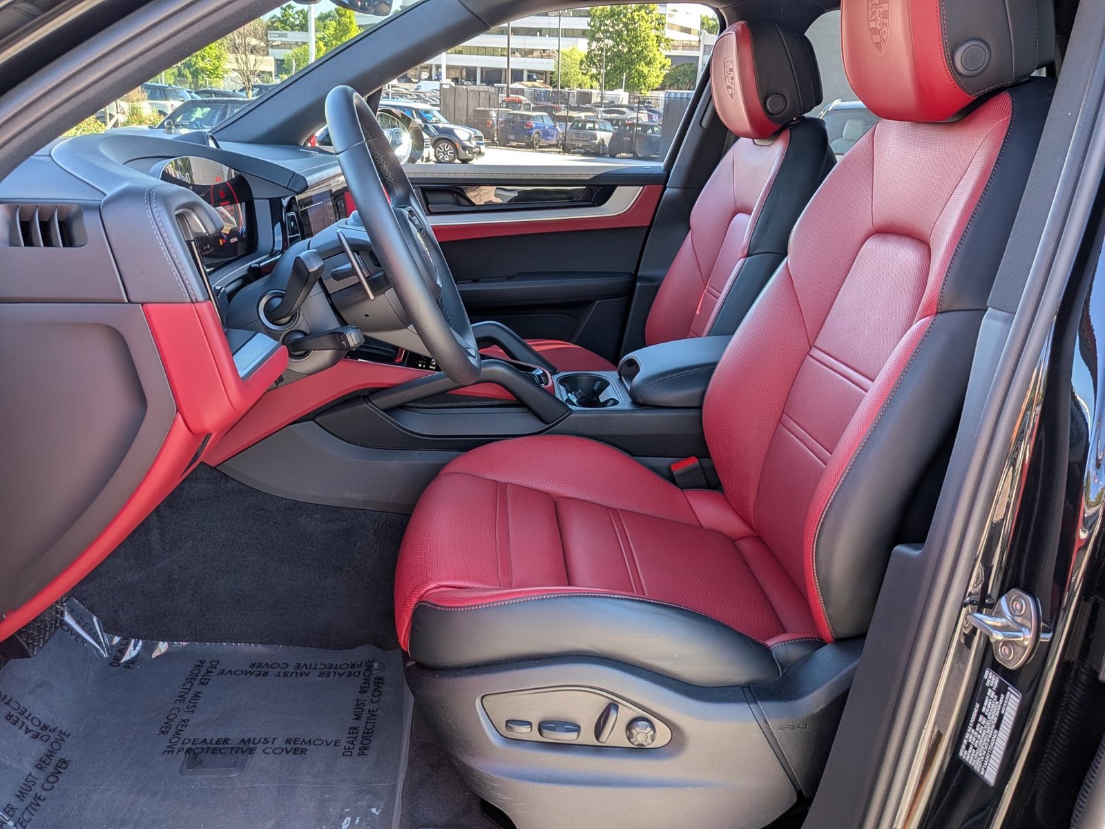 Used 2026 Porsche Cayenne AWD/4WD image 5